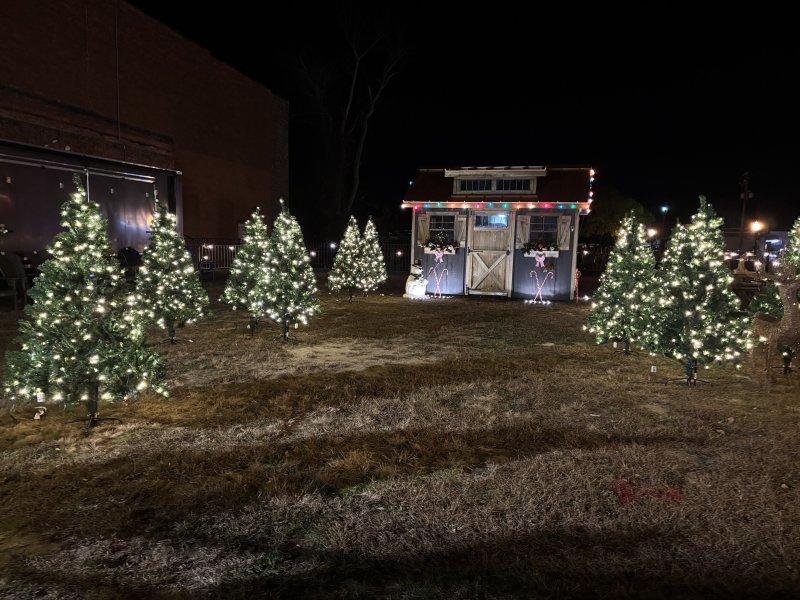 While waiting to visit with St. Nick, visitors can peruse local vendors’ holiday offerings at Santa’s Village in Milton. SUBMITTED PHOTO